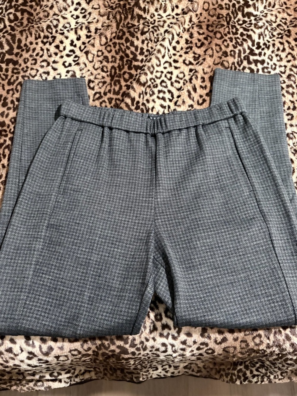 Women’s Gray Houndstooth “Theory” Dress Pants